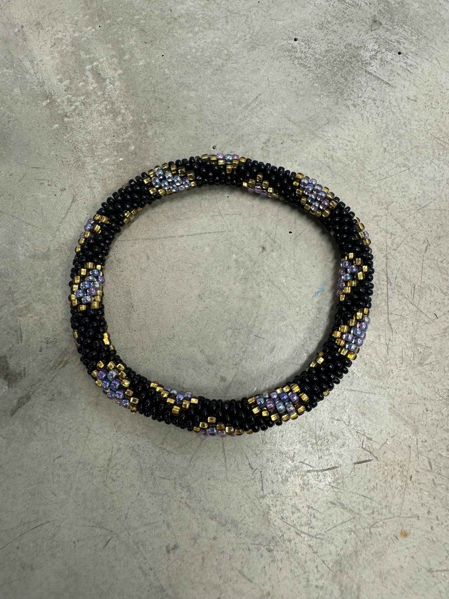 LEO FAVE BLACK BRACELET