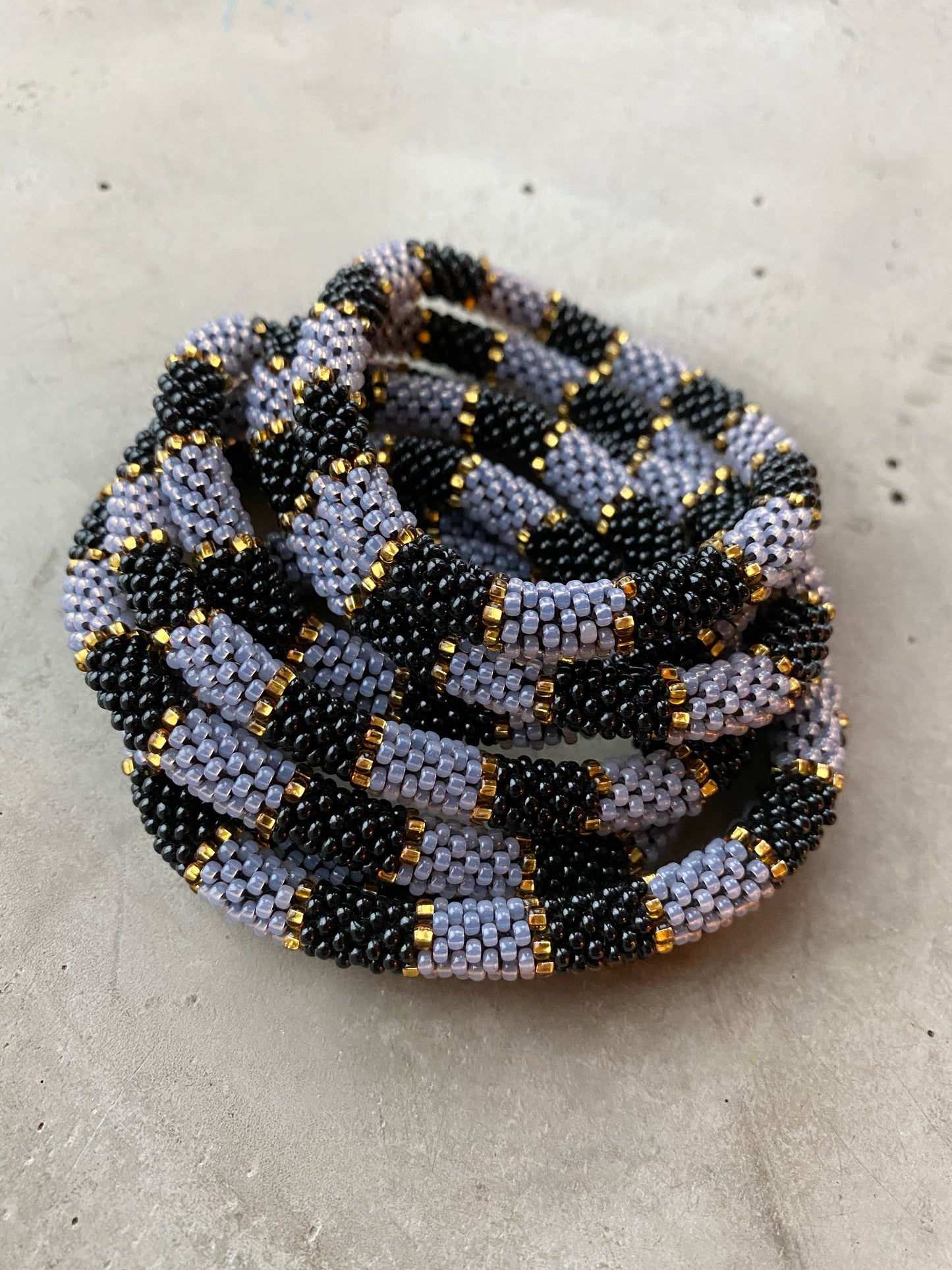BLOCKING BLOCK BRACELET