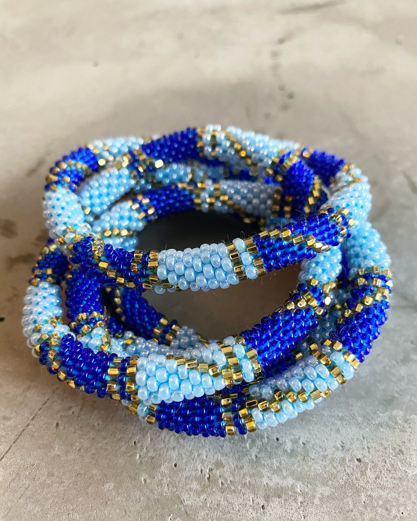 BLUE GITTER BRACELET