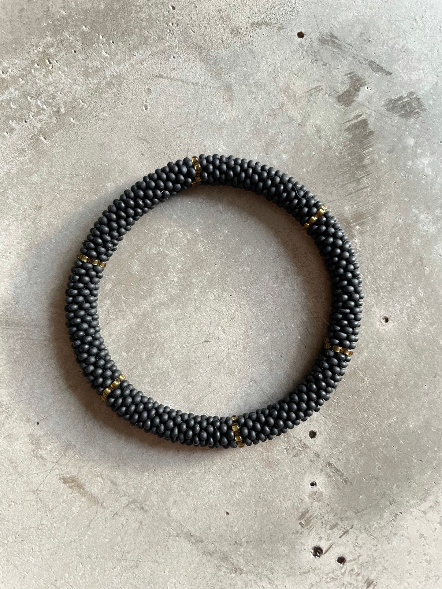 BLACK BUMPE BRACELET