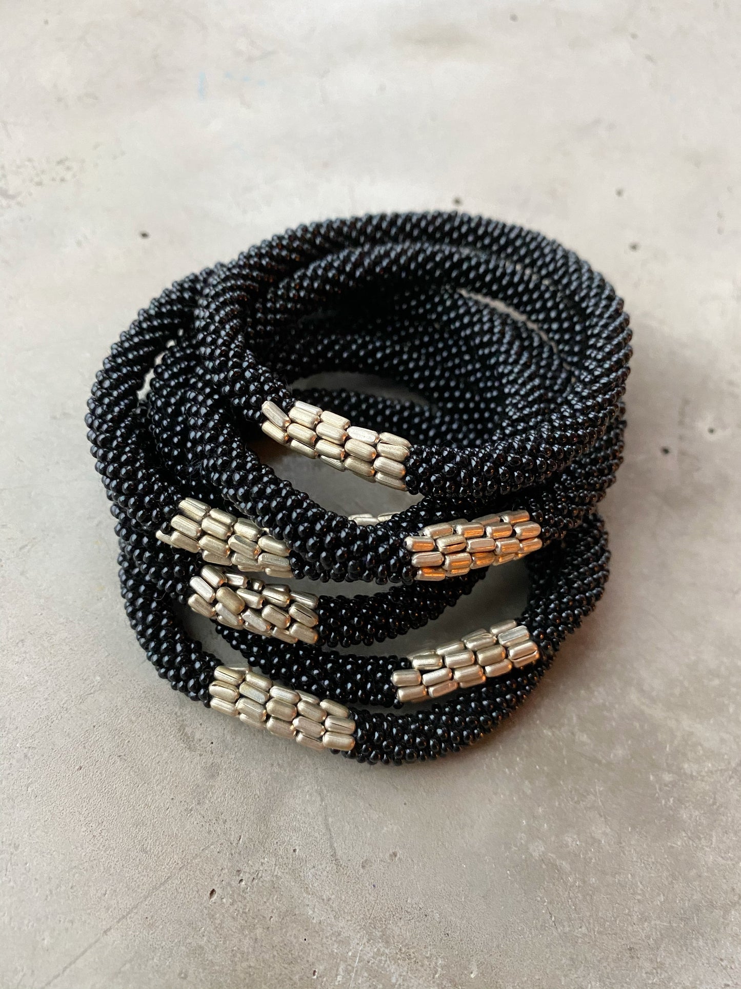 BLACK SILVER METAL PLATE BRACELET
