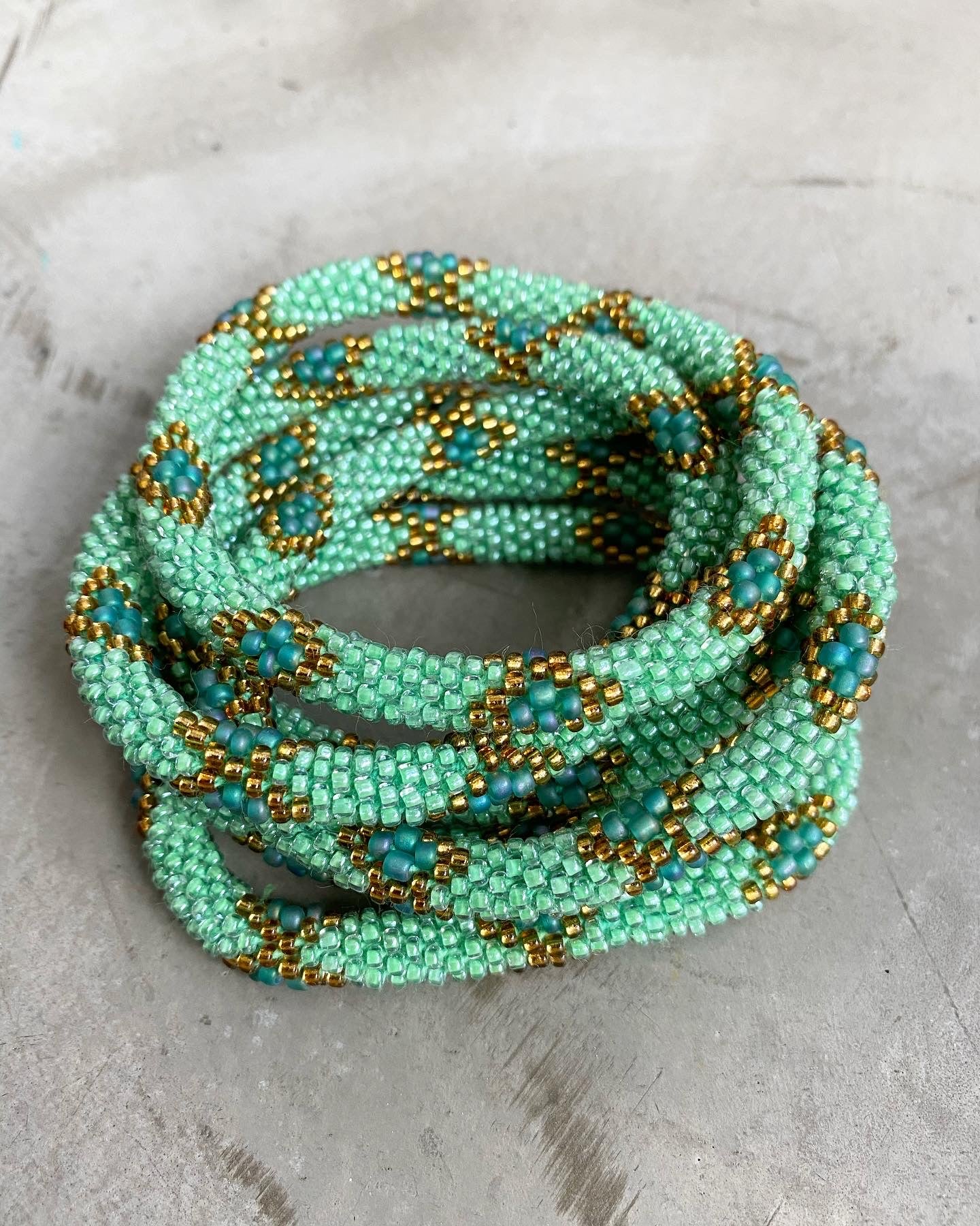 GREEN LIGHTS BRACELET