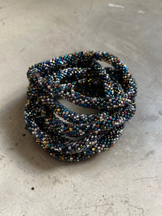 MIXED BLUE N BLACK BRACELET