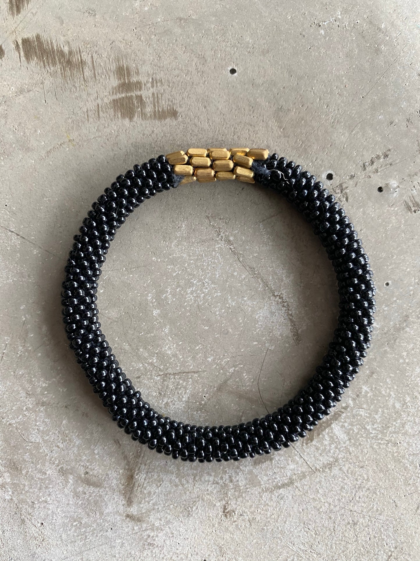 BLACK GOLD PLADE BRACELET